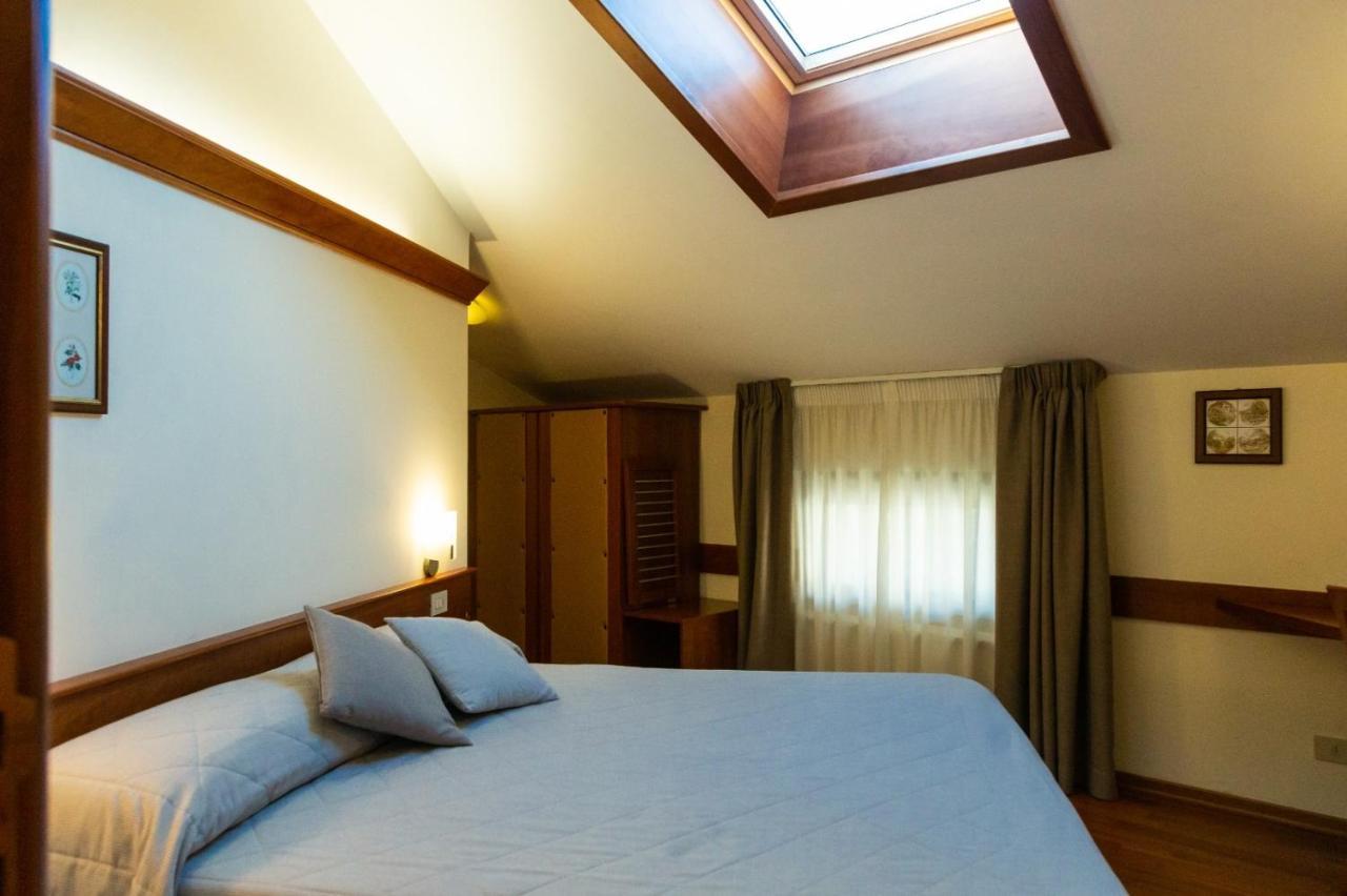 Double Room,249521105:JPEG